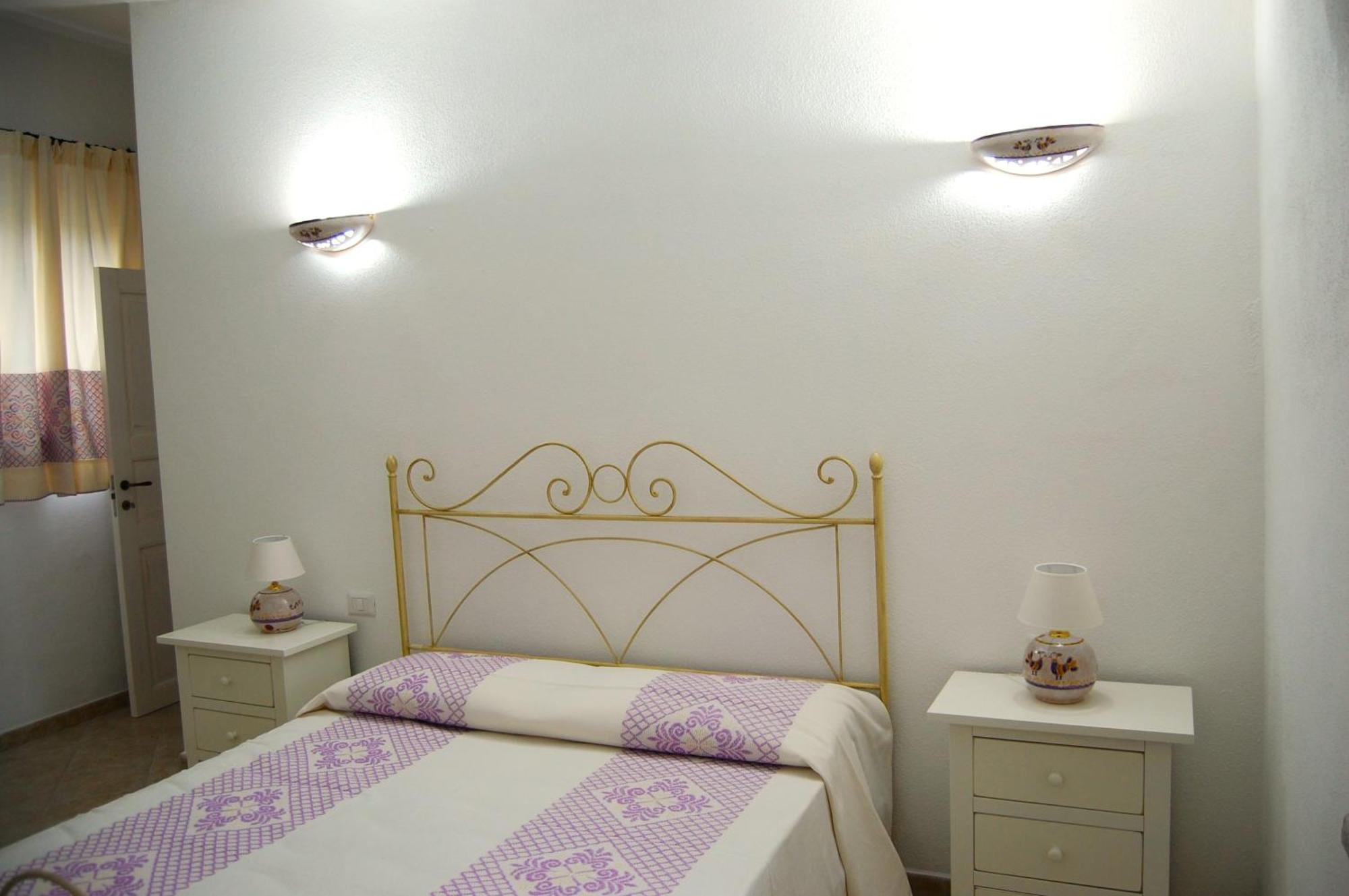 Case Vacanze Nioleo - Apartments And Pool Синискола Экстерьер фото