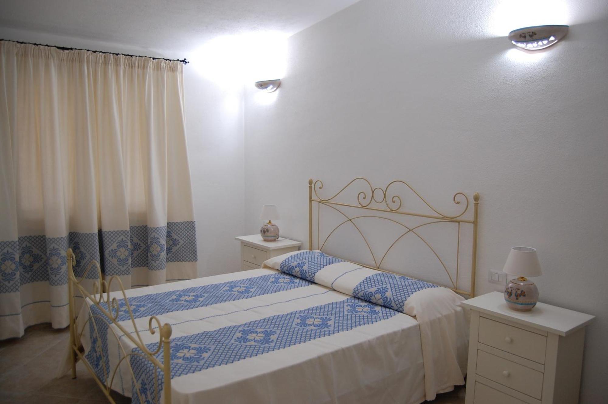 Case Vacanze Nioleo - Apartments And Pool Синискола Экстерьер фото
