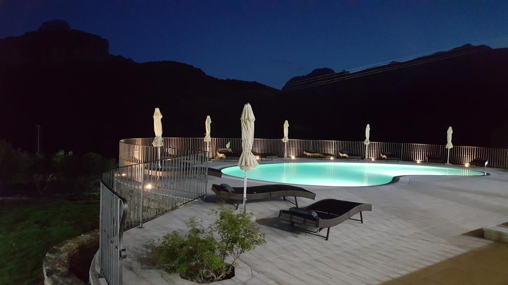 Case Vacanze Nioleo - Apartments And Pool Синискола Экстерьер фото