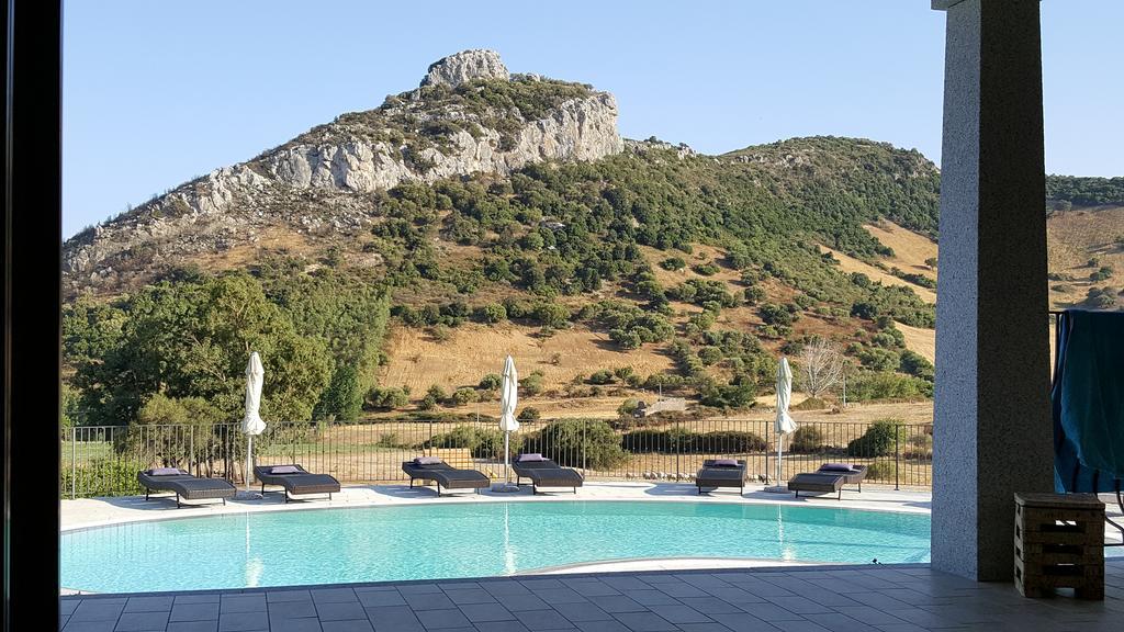 Case Vacanze Nioleo - Apartments And Pool Синискола Экстерьер фото