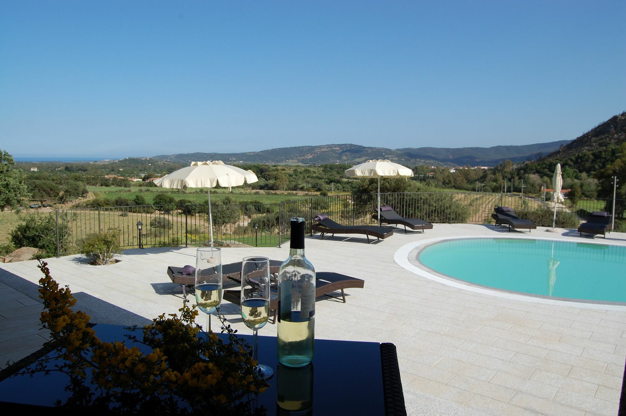 Case Vacanze Nioleo - Apartments And Pool Синискола Экстерьер фото